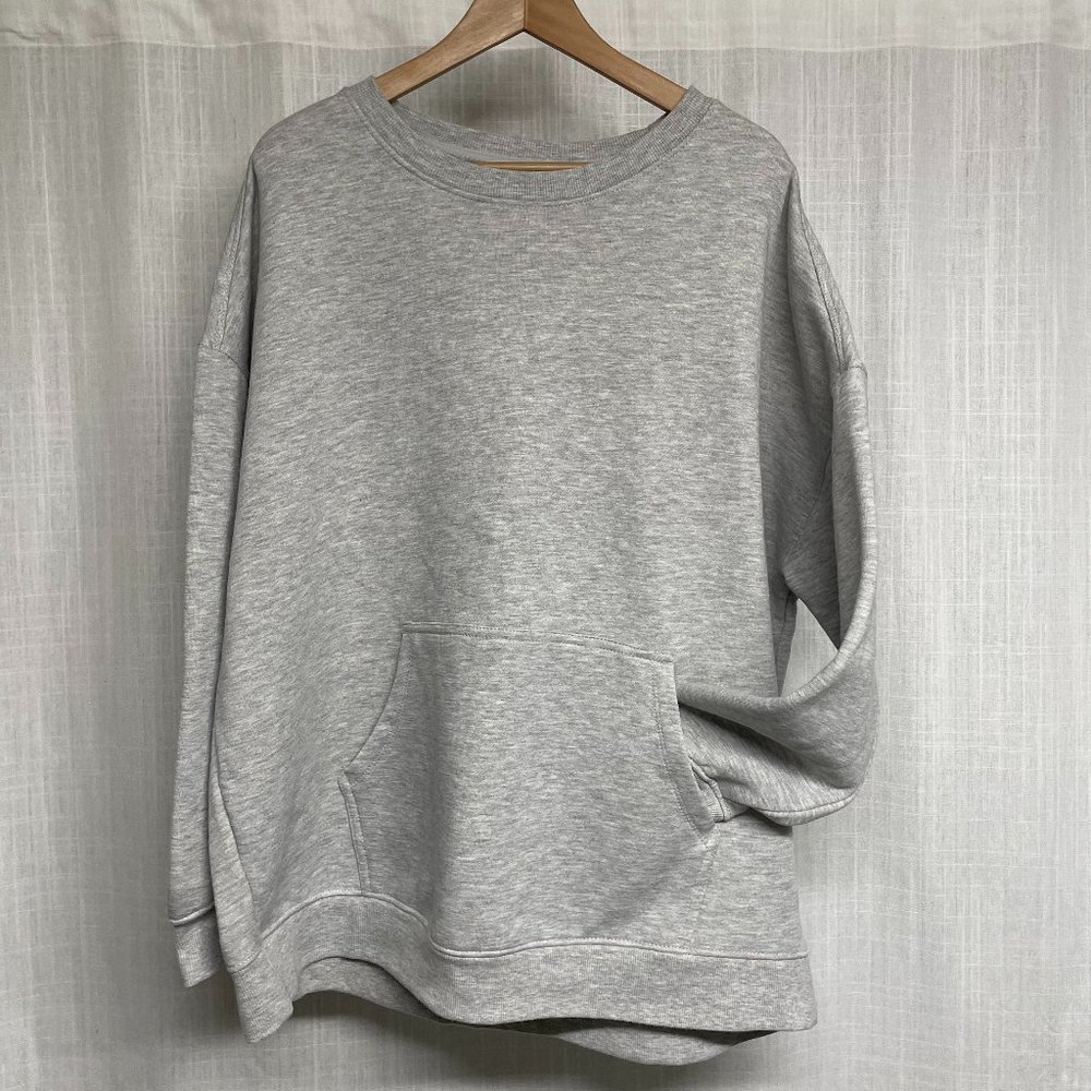 Danskin grey crew sweatshirt with pocket, size XXL